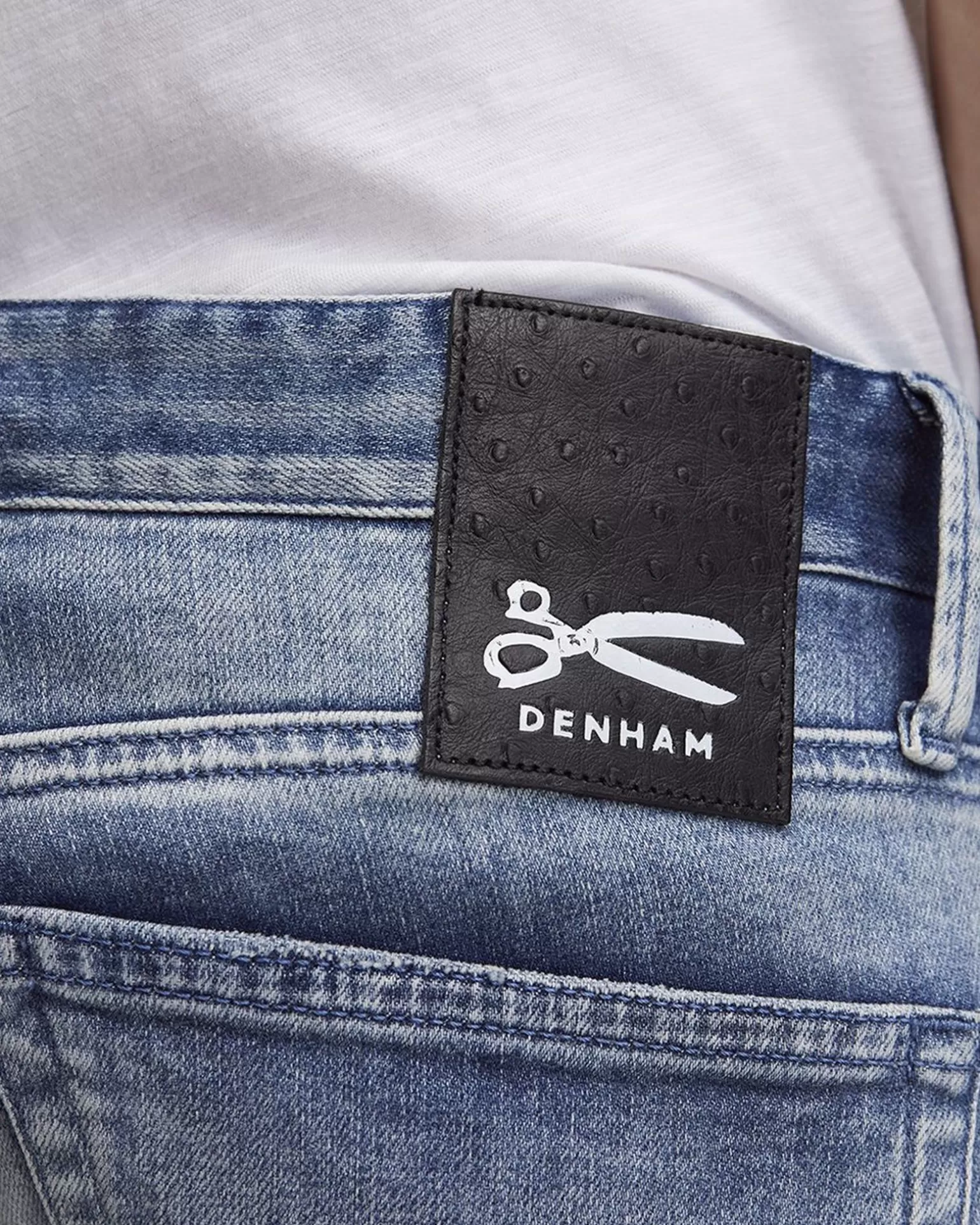denham_razor_mii52mss_jeans_4.webp Razor Mii52Mss Jeans>DENHAM Store