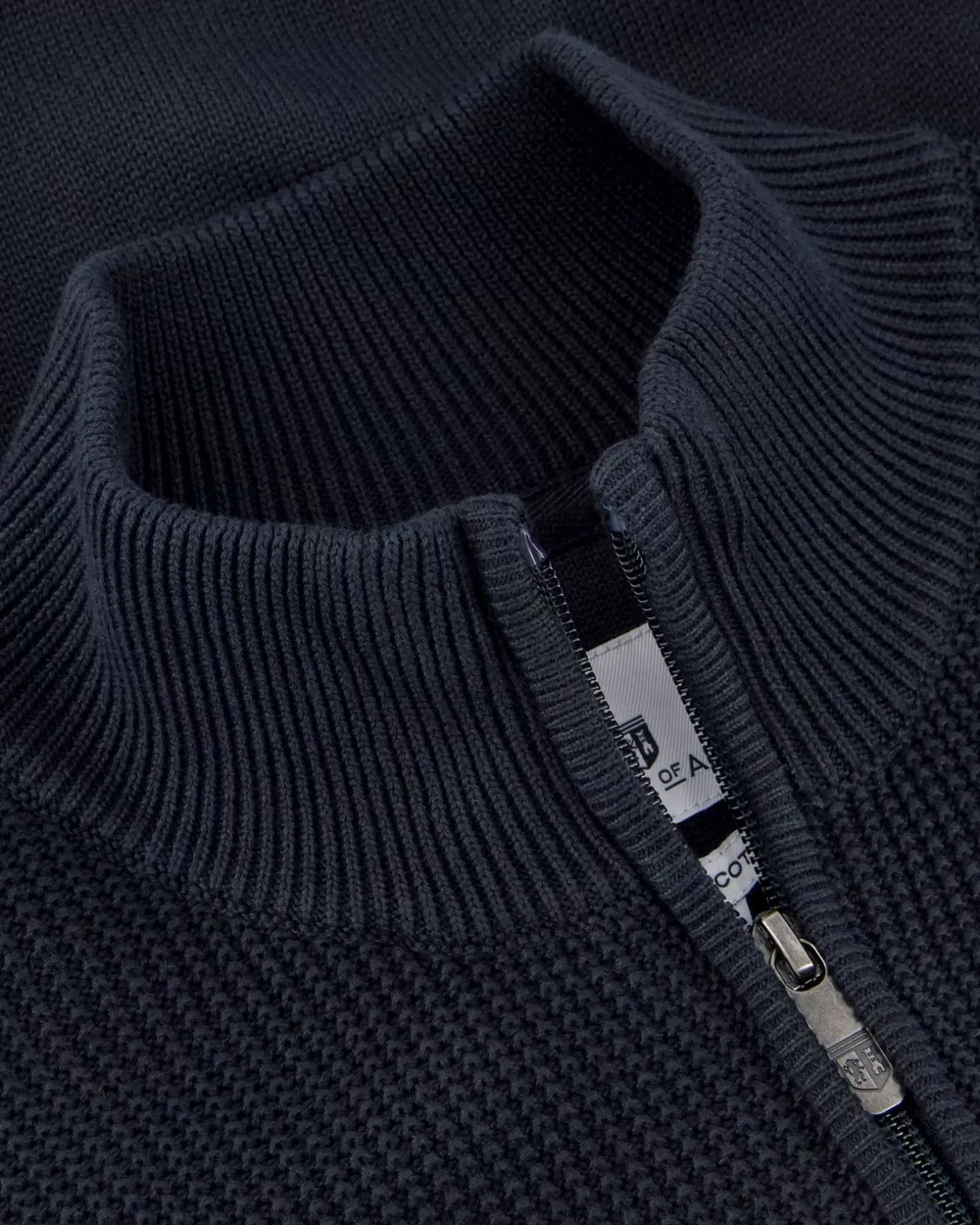 state_of_art_vest_2-12.webp Vest>State of Art New