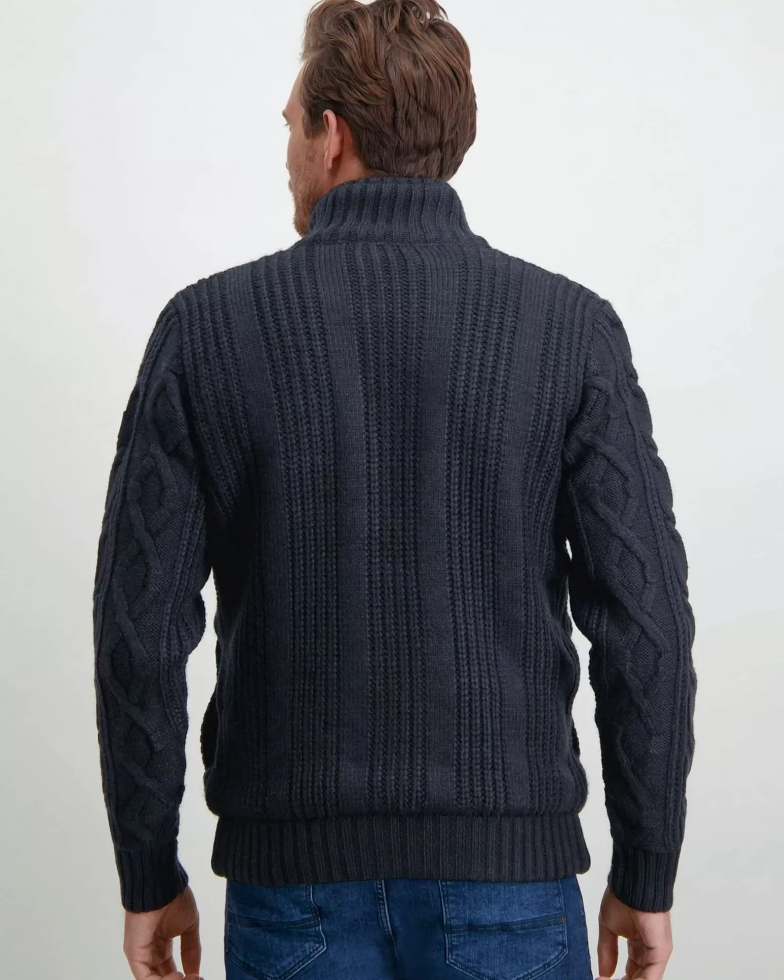 state_of_art_vest_3-5.webp Vest>State of Art Store