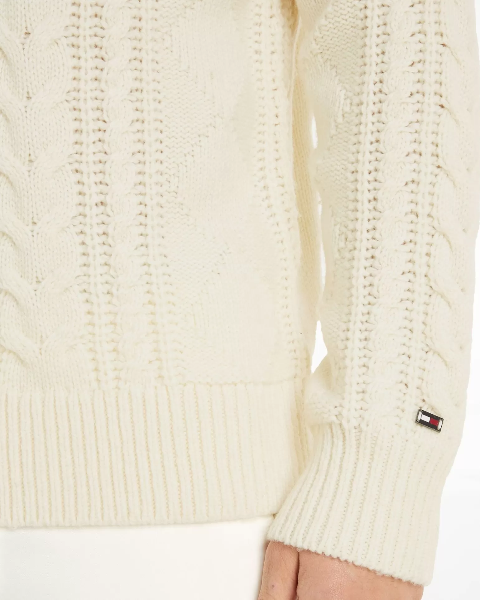 tommy_hilfiger_menswear_coltrui_3.webp Coltrui>Tommy Hilfiger Menswear Shop