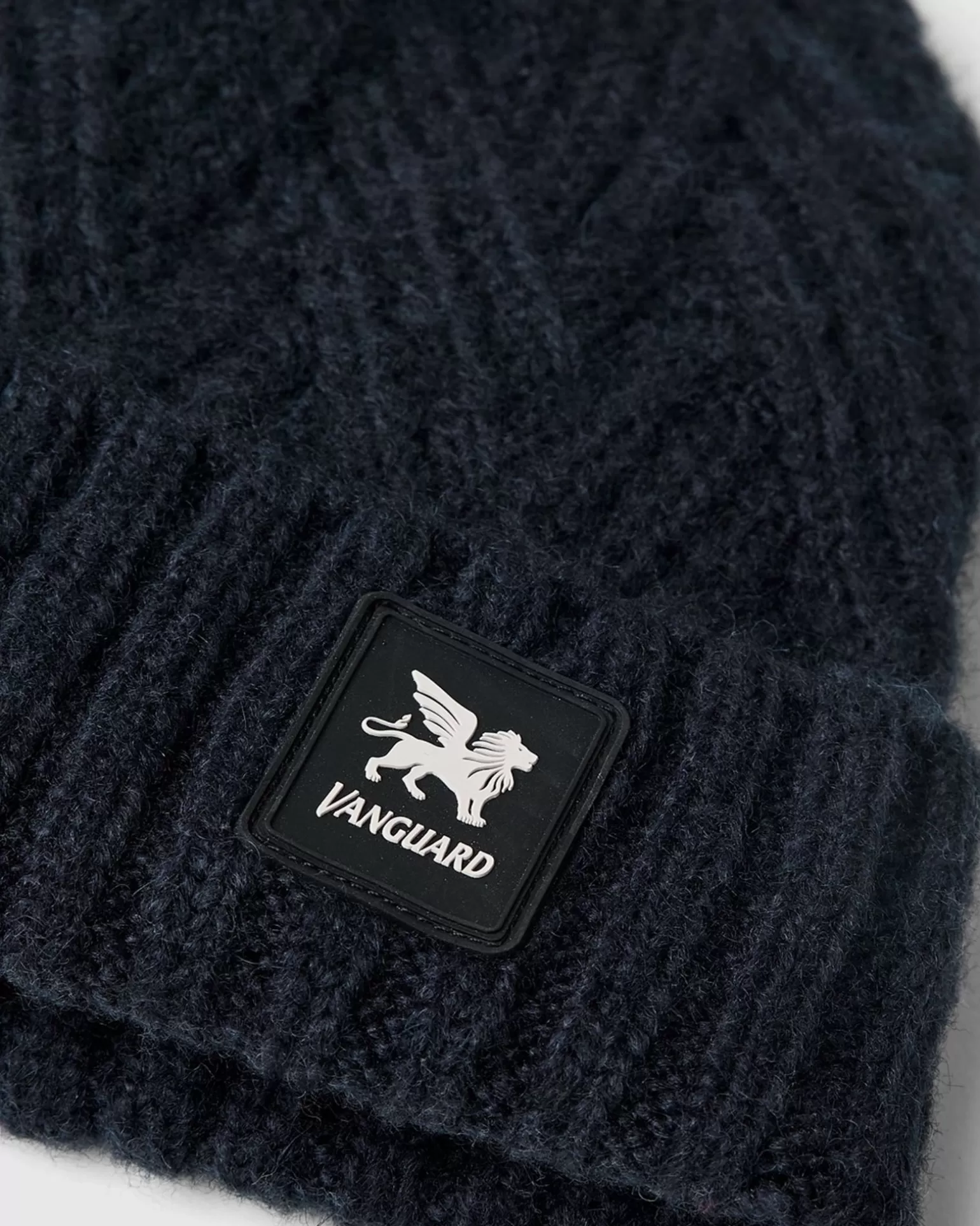 Muts>Vanguard Hot